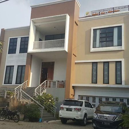 Bintara Jaya Yemima Guest House בקאסי מראה חיצוני תמונה